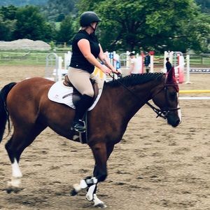 Meet your Posher, Amanda